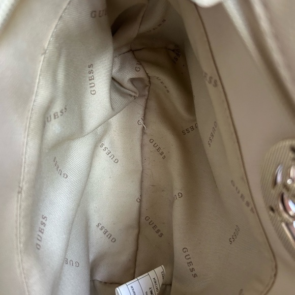 Guess,Colorblock Handbag, mini bag, tow time, stylish - Picture 3 of 5